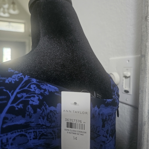 Ann Taylor NWT Floral Cap Sleeve Square Neck Sheath Dress Sz 14 - Picture 14 of 15